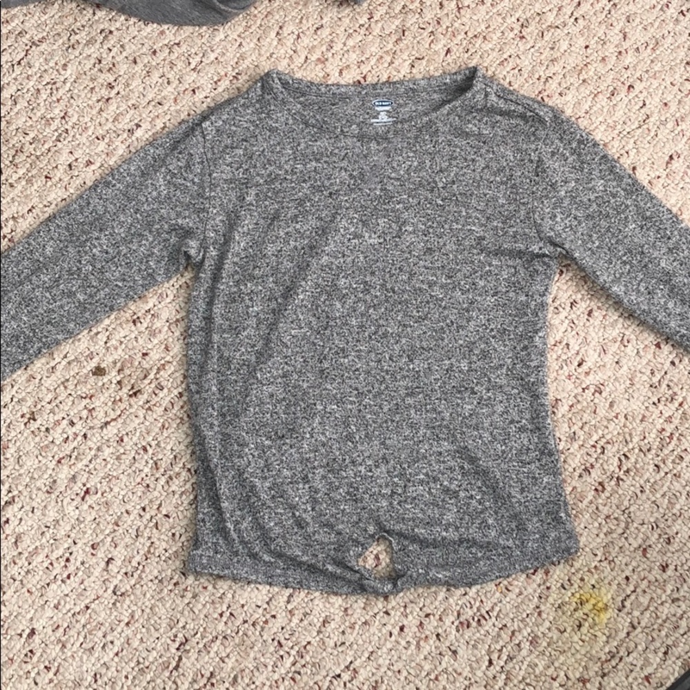 Heather grey long sleeve kids top